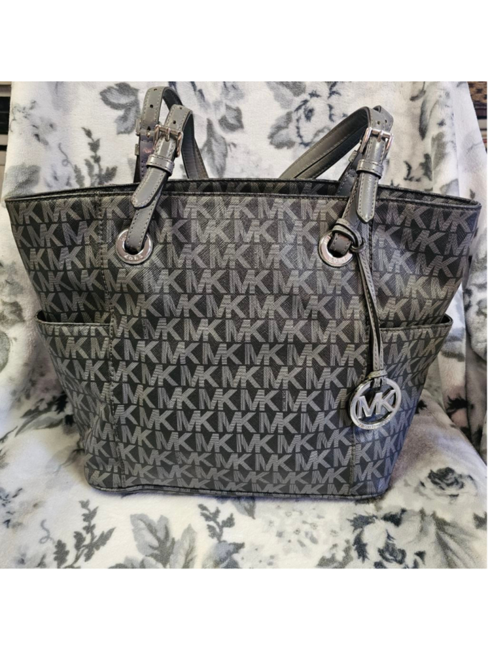 Michael Kors Jet Set Large Logo Tote - Grey/Black